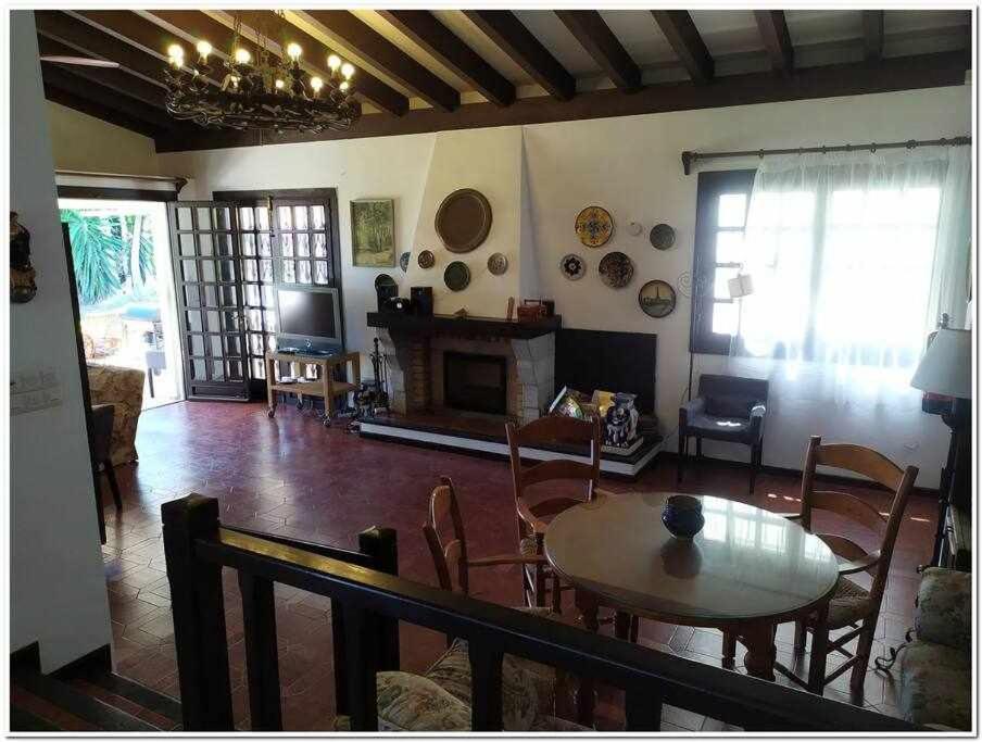 Cortijo Alberca Blanca Beach توري دي بيناغالبون المظهر الخارجي الصورة